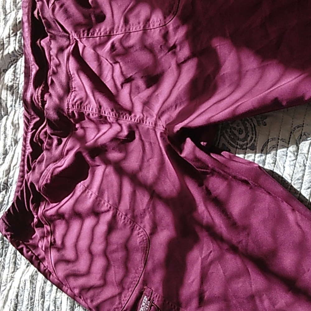 Women scrubs